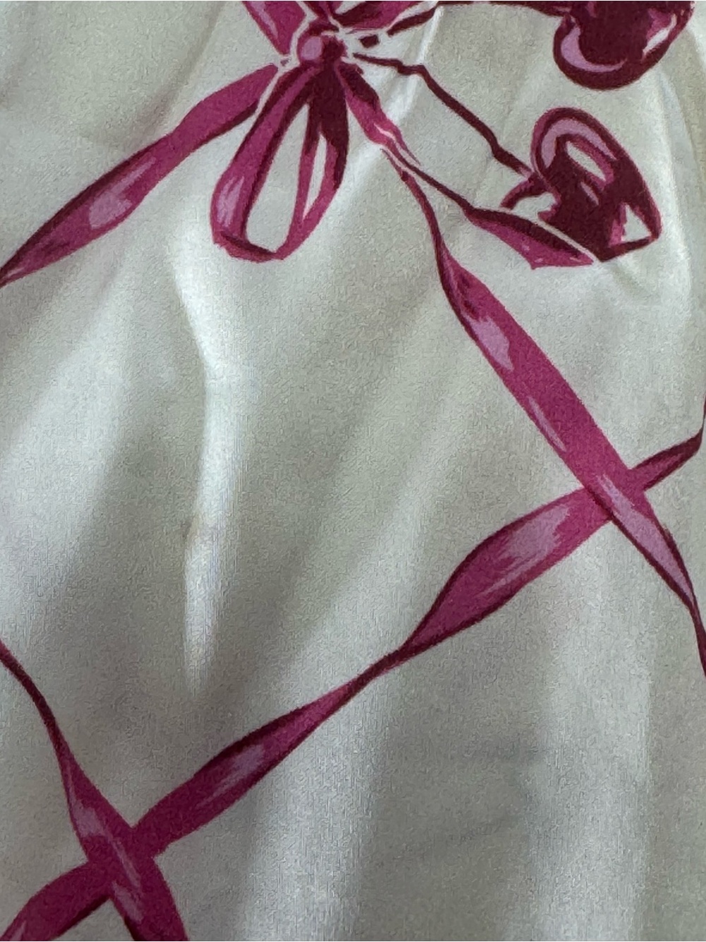Authentic SLIP® Silk Sweet Cherry Queen Pillowcase - Picture 8 of 12